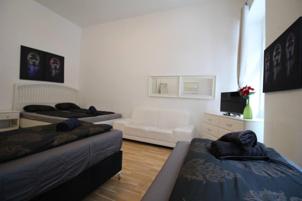 Cozy Studio Lg Apartment Vienna Exterior photo